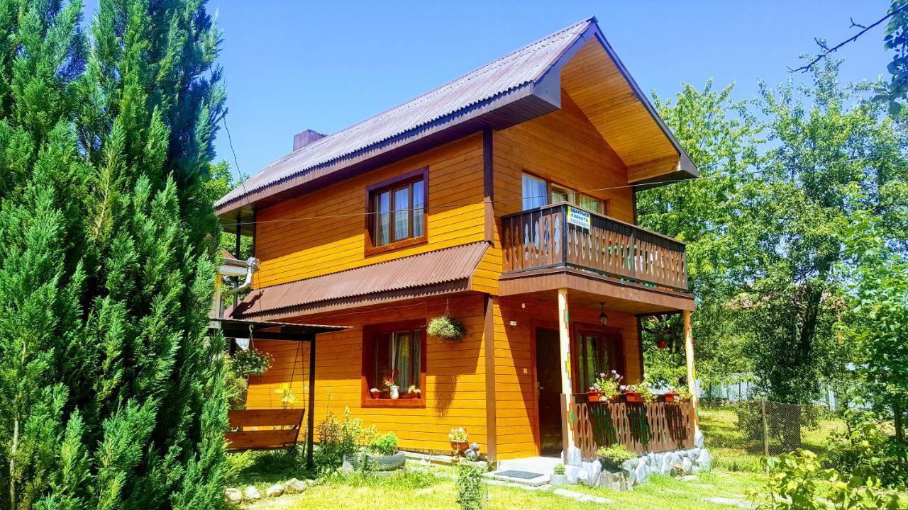 Садиба Гуцулка Ксеня Hotel Yaremche Exterior photo